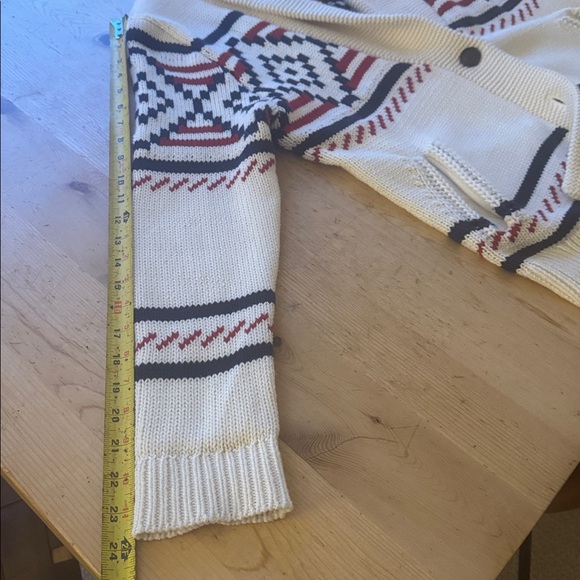 Cardigan from The Normal Brand, XS.
Excellent! - Picture 8 of 9